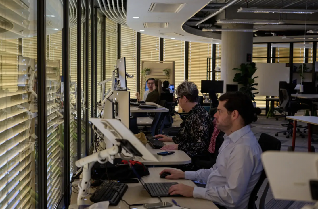 Mirvac is encouraging staff to return to the office, trialling initiatives such as no dedicated desks at its Sydney HQ
